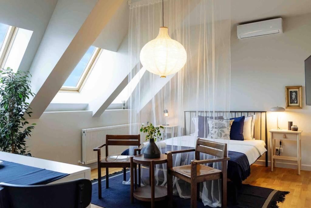 Vivando - Classy E + Parking Apartment *
