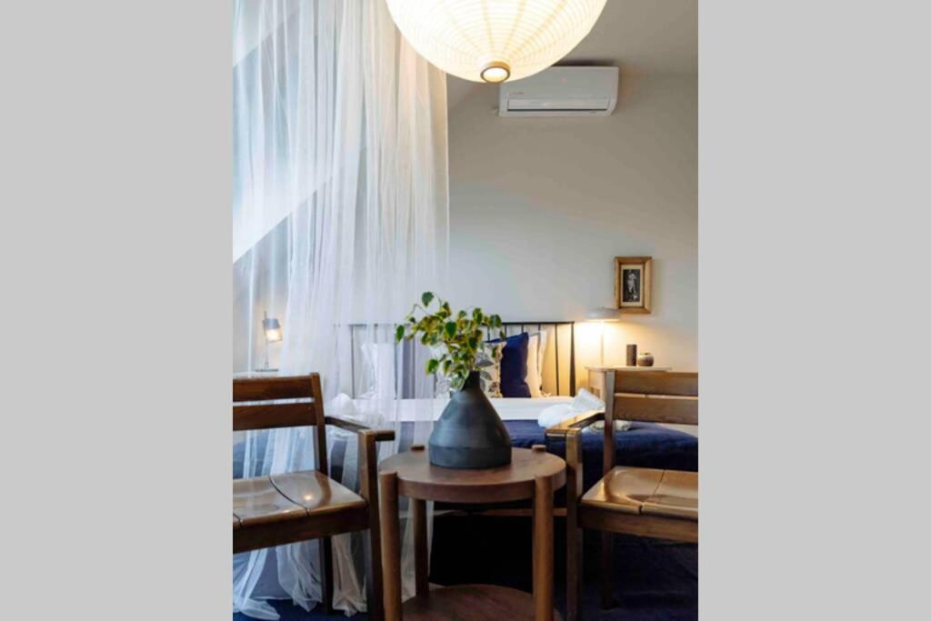 Vivando - Classy E + Parking Apartment