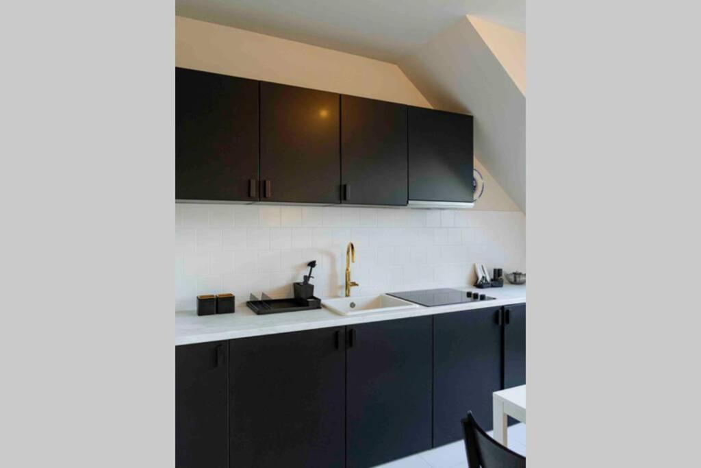 Vivando - Classy E + Parking Apartment Bucharest